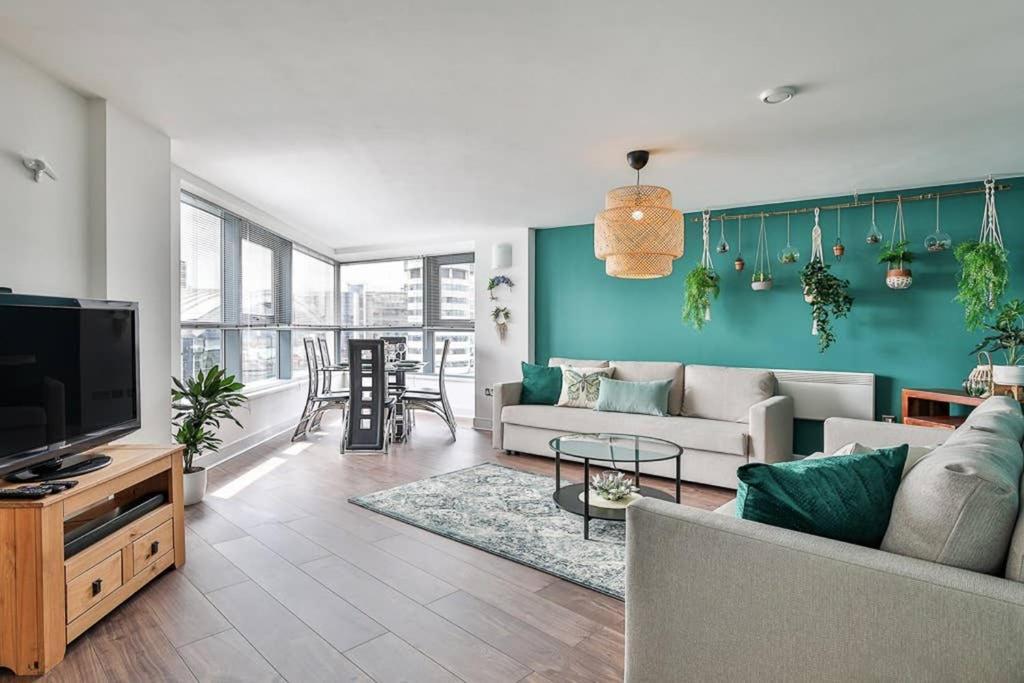 The Exclusive Gem Of Leeds - Sleeps 8 Lejlighed Eksteriør billede